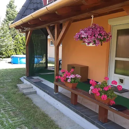Nyaraló Süti *