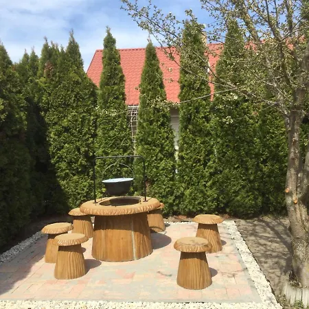 Sueti Nyaralo 度假居 Balatonmáriafürdő