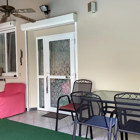 Sueti Nyaralo 度假居 Balatonmáriafürdő