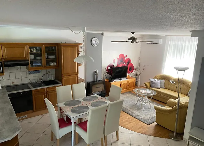 Casa vacanze Sueti Nyaralo Balatonmáriafürdő